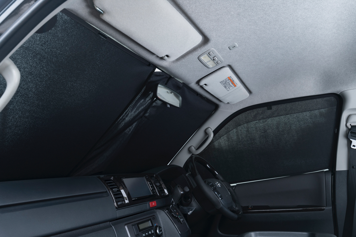 快適すぎる「車中泊」を実現する６つのアイテム