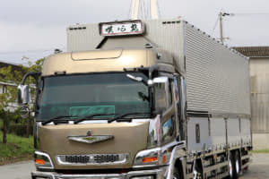 いま マイルドデコ がキテる 脱ギラギラ系の トラック野郎 の愛車が熱かった Auto Messe Web カスタム アウトドア 福祉車両 モータースポーツなどのカーライフ情報が満載 いま マイルドデコ がキテる 脱ギラギラ系の トラック野郎 の愛車が熱かった Auto Messe Web カスタム アウトドア 福祉車両 モータースポーツなどのカーライフ情報が満載