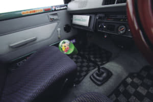 つり革 チンチラ 水中花 一般人には意味不明でも 旧車乗り には大切な 盛り上げ アイテム７つ Auto Messe Web カスタム アウトドア 福祉車両 モータースポーツなどのカーライフ情報が満載