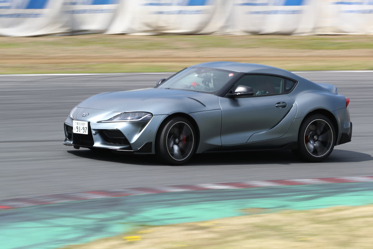 「スロコン」は現代のクルマに必須の万能パーツだった