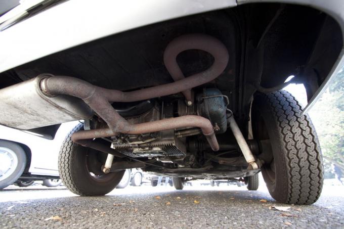 年式ごとに基準が異なる旧車の車検！　不適合になりがちな６項目とその対策方法とは