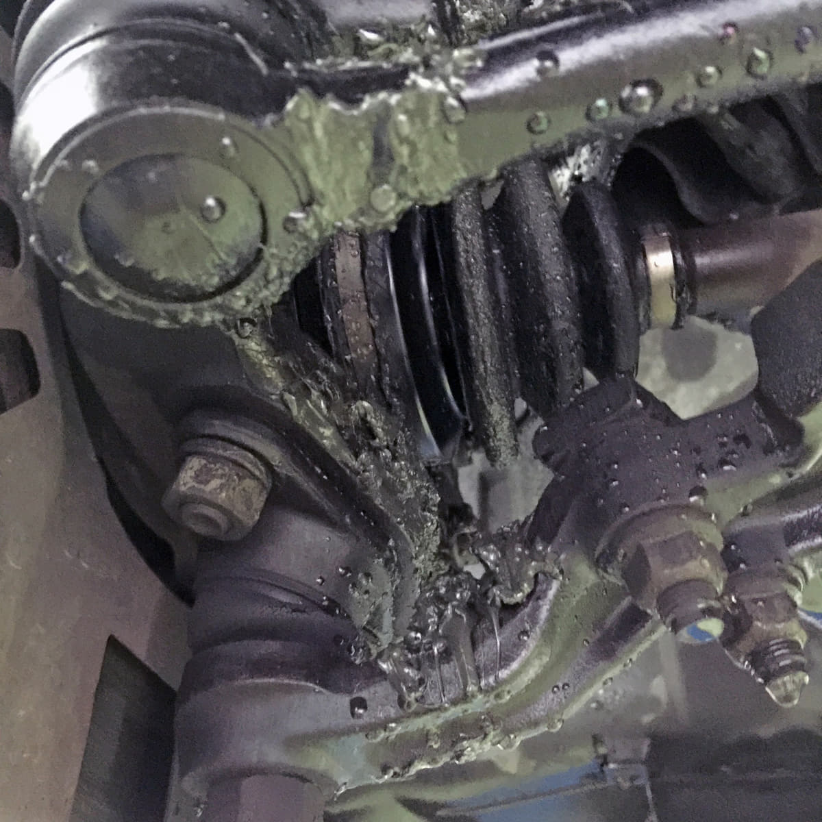 年式ごとに基準が異なる旧車の車検！　不適合になりがちな６項目とその対策方法とは