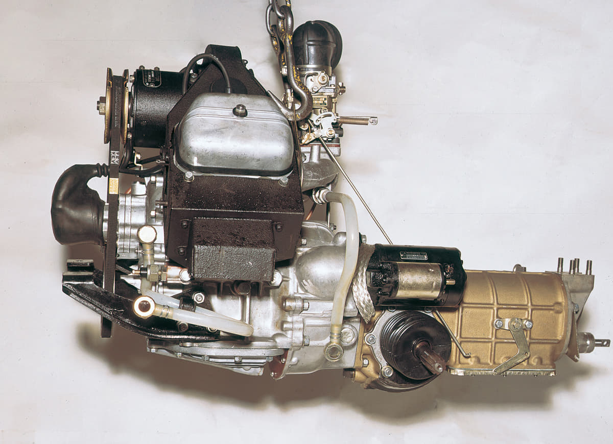 マツダR360クーペのエンジン