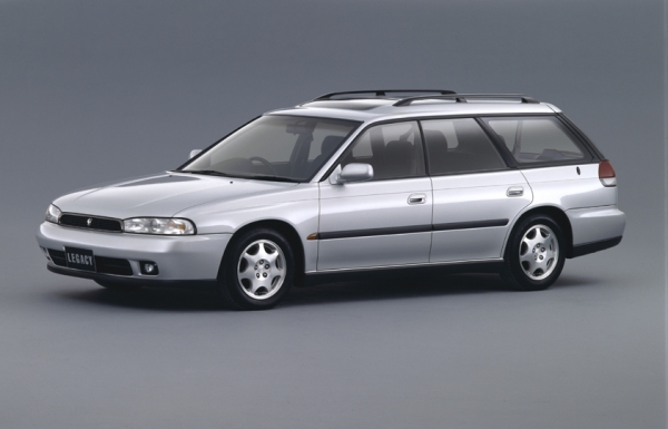 ワゴンブームを起こしたレガシィツーリングワゴン