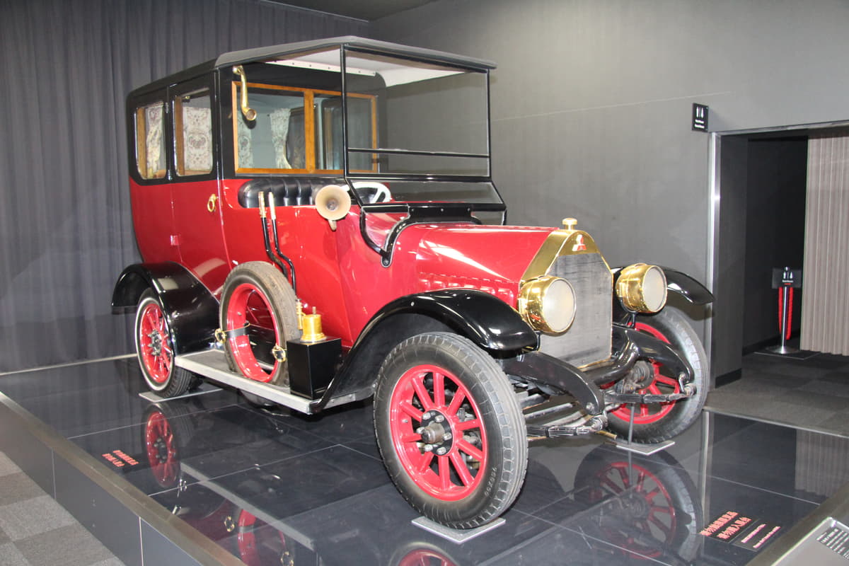 日本初の量産乗用車は三菱自動車の前身のひとつである三菱造船所が1917年に造ったA型 〜 画像1