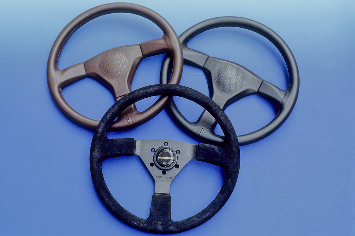 エアバッグ非対応のステアリング