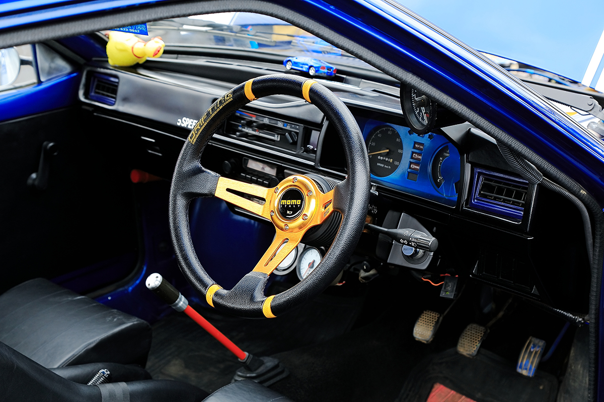 昔のカスタム じゃない エアバッグ も スイッチ も活かすイマドキ ハンドル交換 が熱い 画像4 Auto Messe Web カスタム アウトドア 福祉車両 モータースポーツなどのカーライフ情報が満載