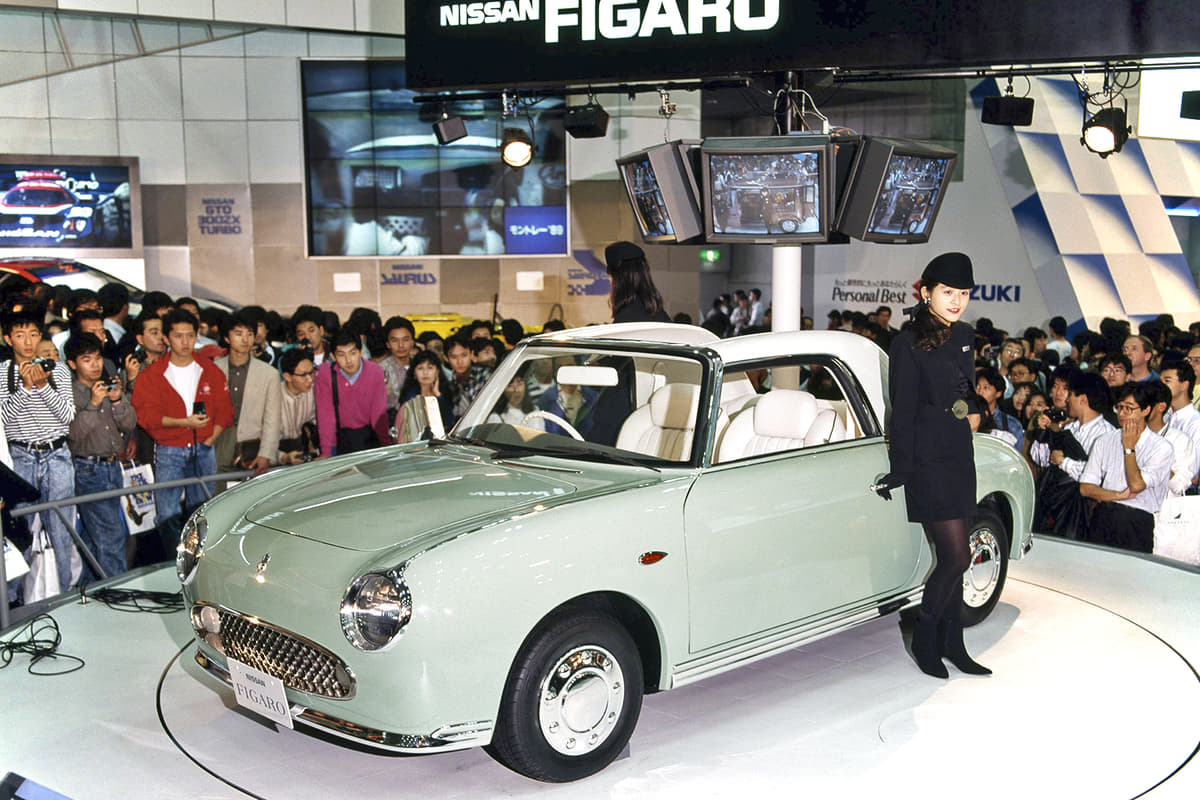 東京モーターショーで展示された日産・フィガロ