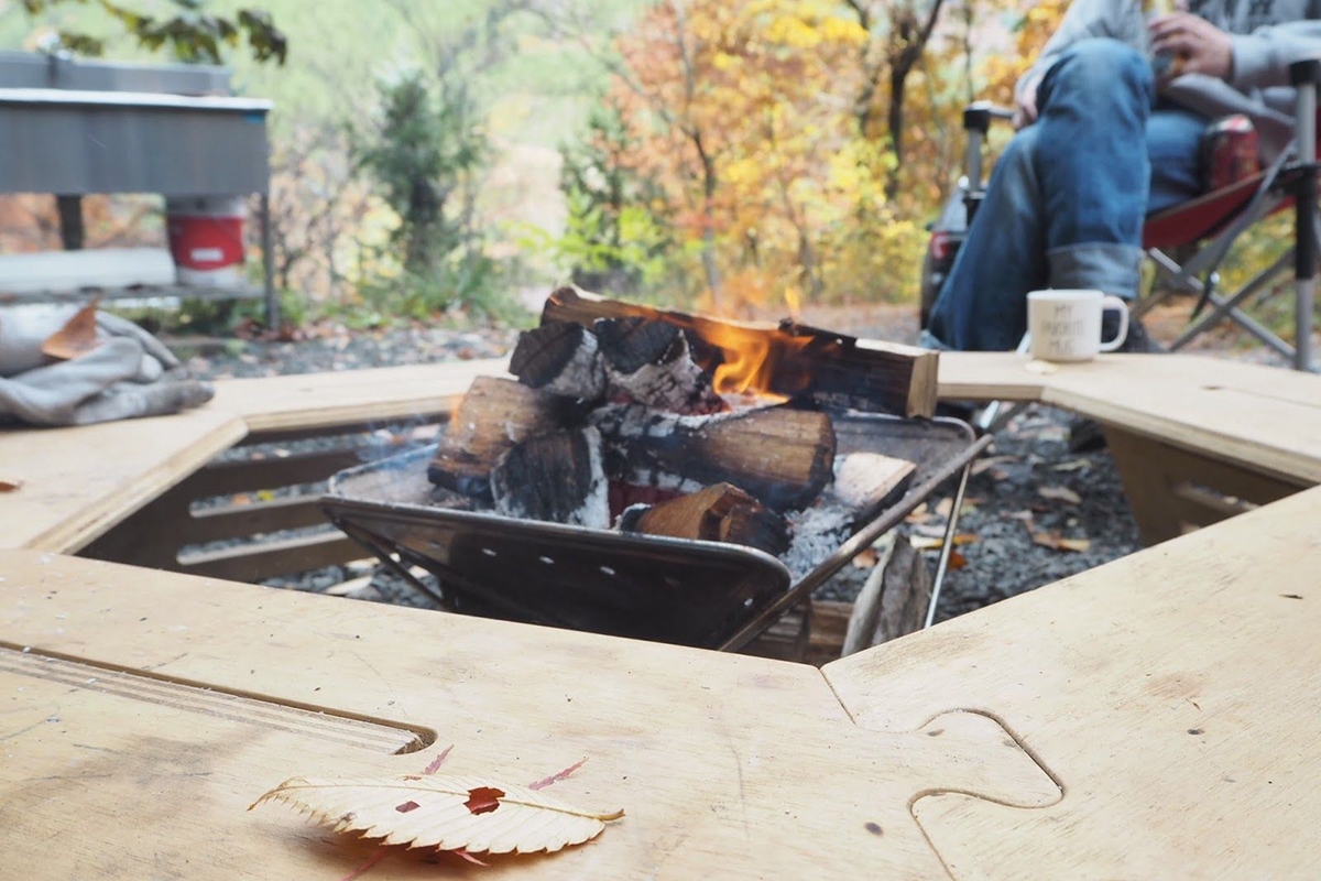 焚き火の火力はキャンプ料理の定番
