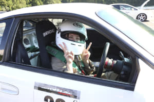 【画像】いま「サーキット女子」が増加中！　トヨタMR2の女子ドライバーの本気っぷりに１日密着 〜 画像7