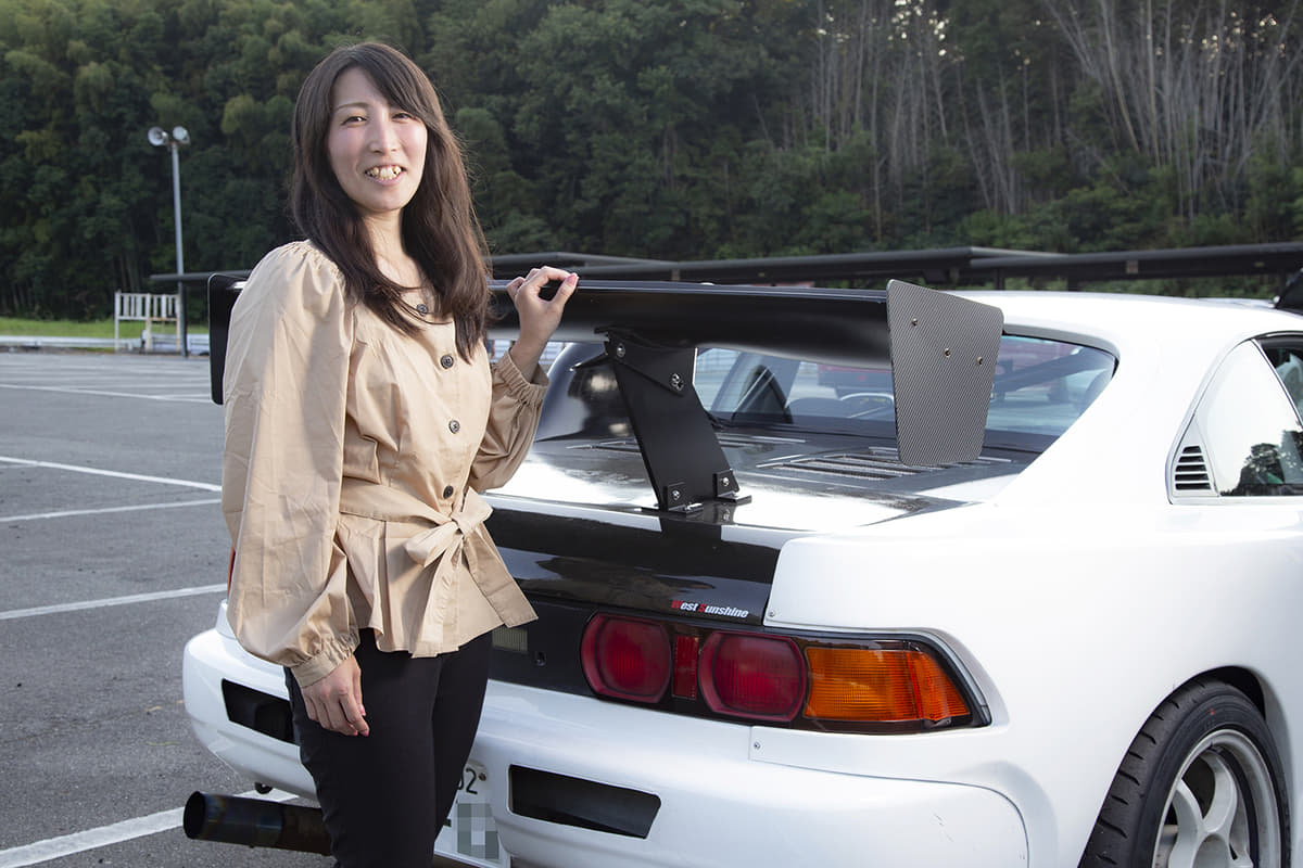 いま サーキット女子 が増加中 トヨタmr2の女子ドライバーの本気っぷりに１日密着 画像 Auto Messe Web カスタム アウトドア 福祉車両 モータースポーツなどのカーライフ情報が満載