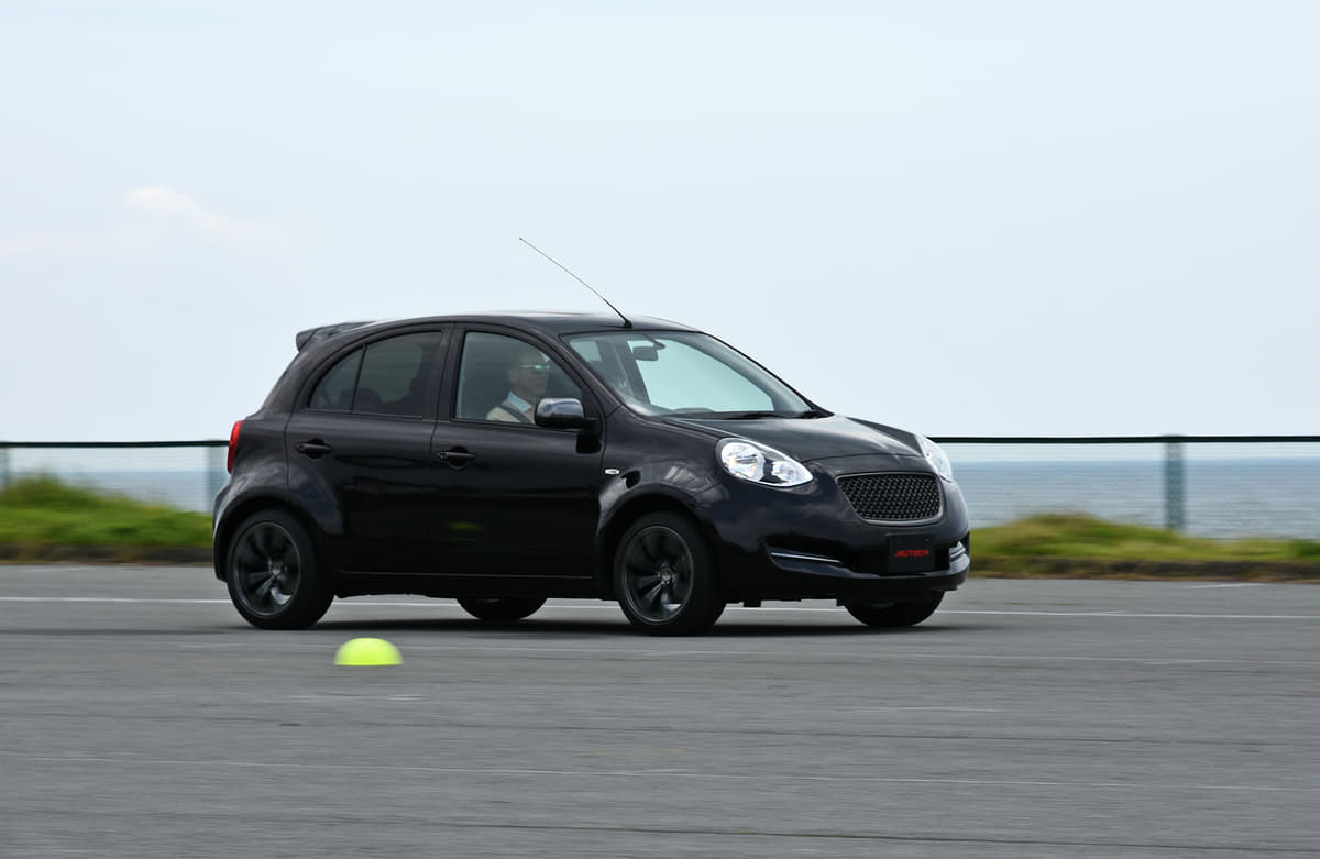 マーチが330万円という衝撃 手組エンジンでわずか30台限定の A30 の中身が圧倒的だった 画像13 Auto Messe Web カスタム アウトドア 福祉車両 モータースポーツなどのカーライフ情報が満載