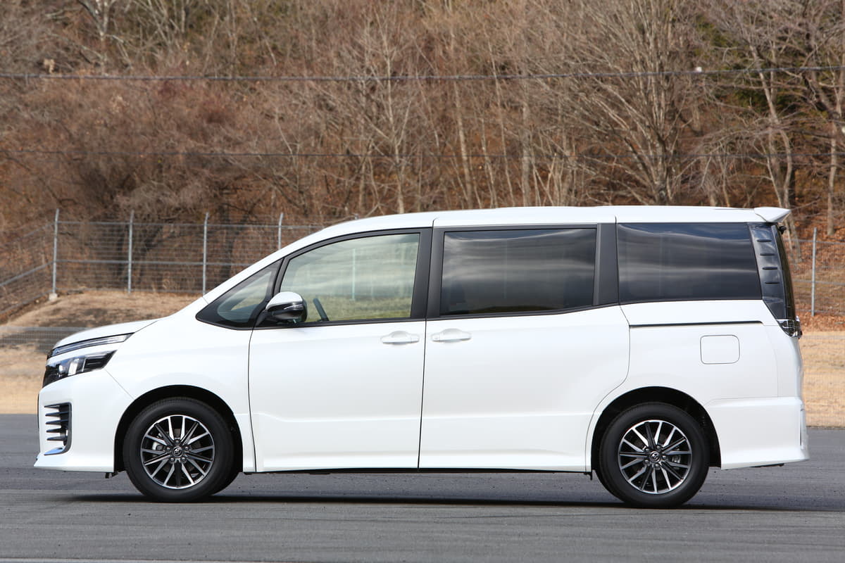 段差がない 開口部が広い だけじゃない 高齢者が本当に 乗り降りしやすい ミニバン４台とその理由 Auto Messe Web カスタム アウトドア 福祉車両 モータースポーツなどのカーライフ情報が満載