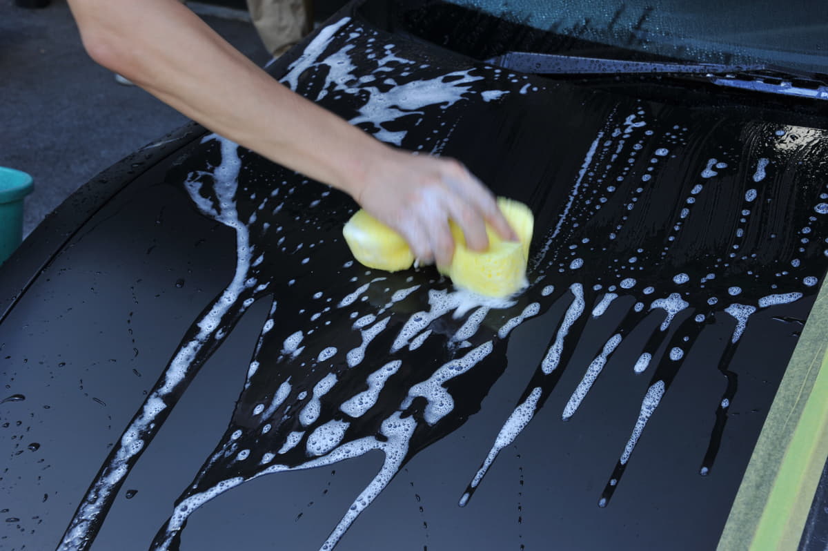 マットカラーは汚れを放置すると固着してしまうのでマメな洗車が必須