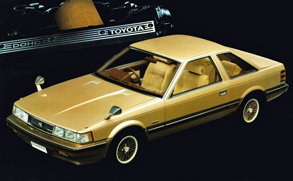 プロトタイプモデル「EX-8」の市販モデルとして登場したZ10系初代ソアラ