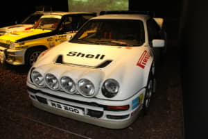 【画像】これがフォードの本気！　WRCで勝つために作られた最強の市販車「RS200」とは 〜 画像3