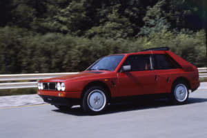 0kgの車体に600馬力の 怪物 プロでも操りきれない ランチア デルタs4 の恐るべき走り Auto Messe Web カスタム アウトドア 福祉車両 モータースポーツなどのカーライフ情報が満載