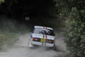 【画像】実用セダンを「肉食獣」に進化させたアバルトの魔法！　WRCで暴れまくった「フィアット131アバルトラリー」とは 〜 画像5