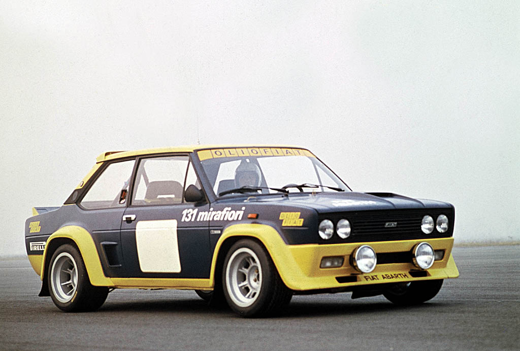 1976年に登場したフィアット･アバルト131ラリー。画像は競技車仕様となっている