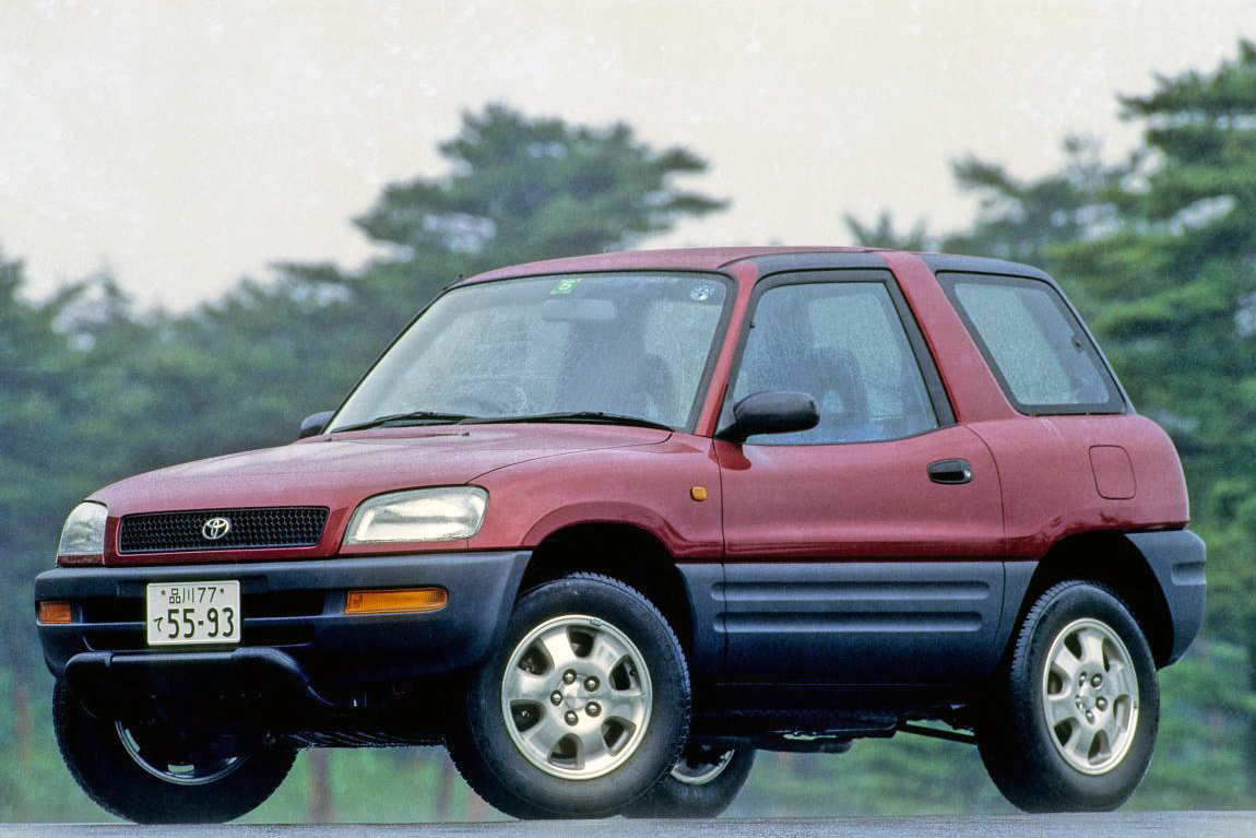 1994年に登場した初代トヨタ・RAV4