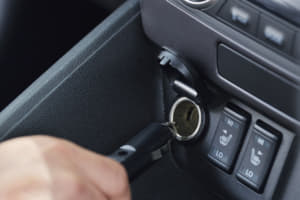 クルマ限定だから使用料 格安 シガーソケットに挿すだけの 車載用wi Fiルーター が便利すぎる Auto Messe Web カスタム アウトドア 福祉車両 モータースポーツなどのカーライフ情報が満載