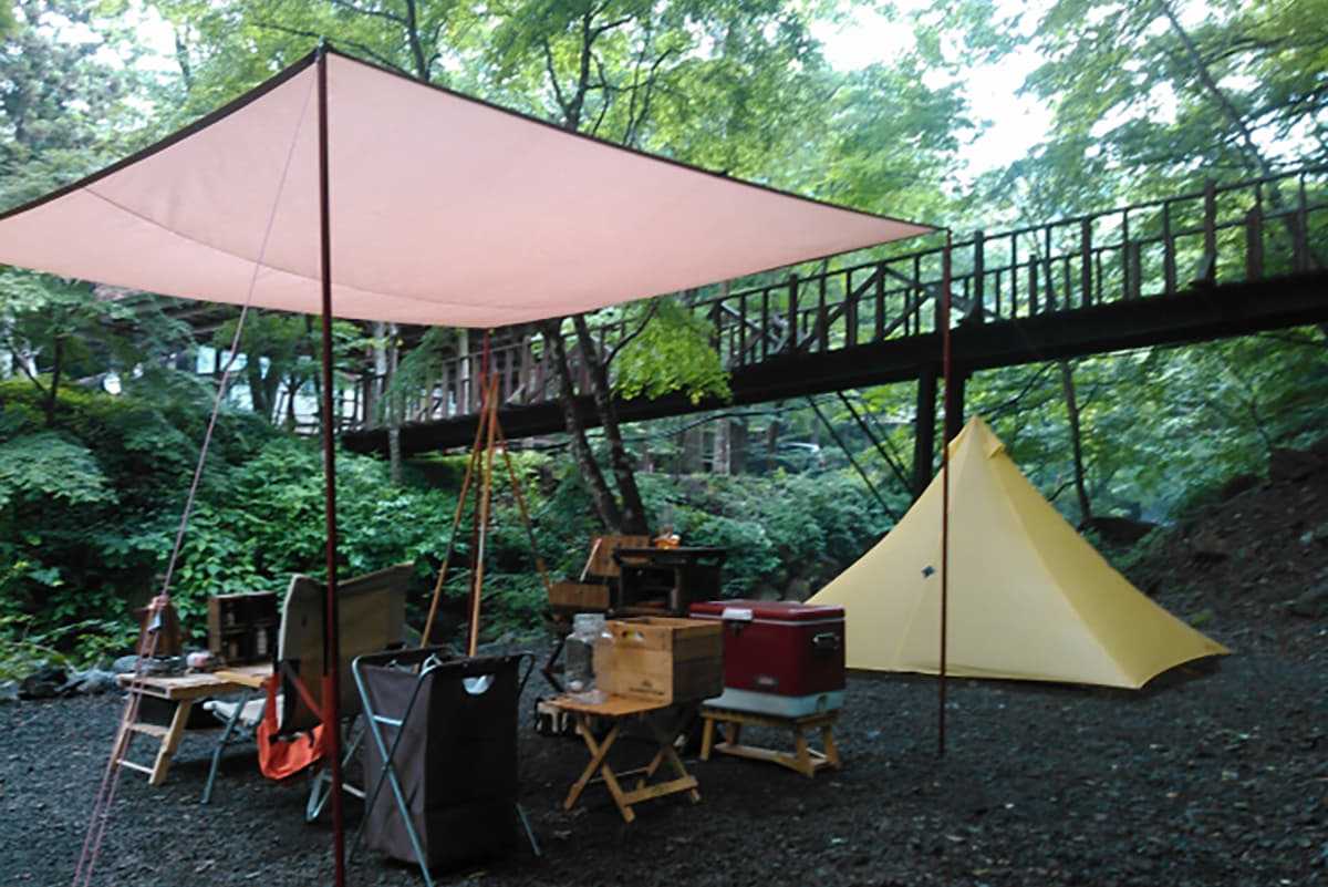 野営的キャンプを楽しむなら、まずは複数人での日帰りデイキャンプが安全