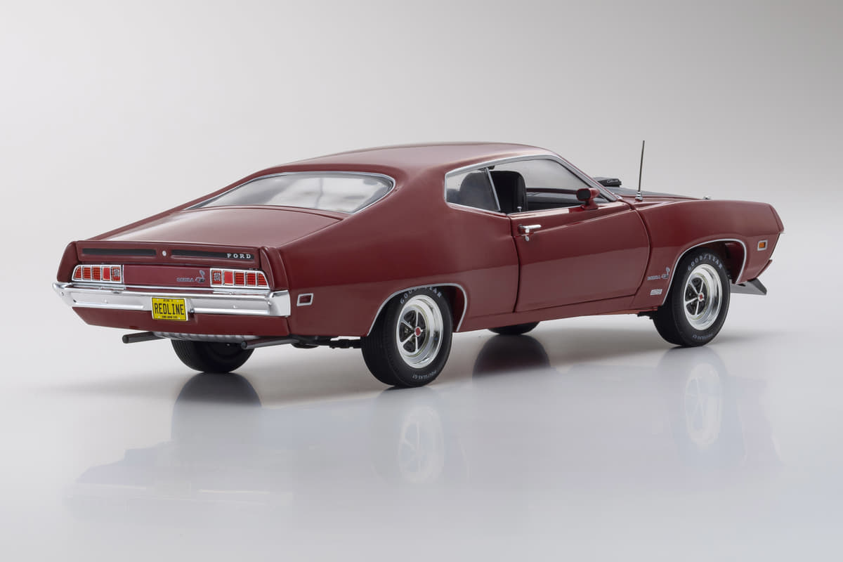 二分割リア窓ｃ２ に 巨大羽のダッヂ デイトナ 1 18スケールの精巧な アメ車モデルカー 3台プラスaが登場 京商 画像30 Auto Messe Web カスタム アウトドア 福祉車両 モータースポーツなどのカーライフ情報が満載