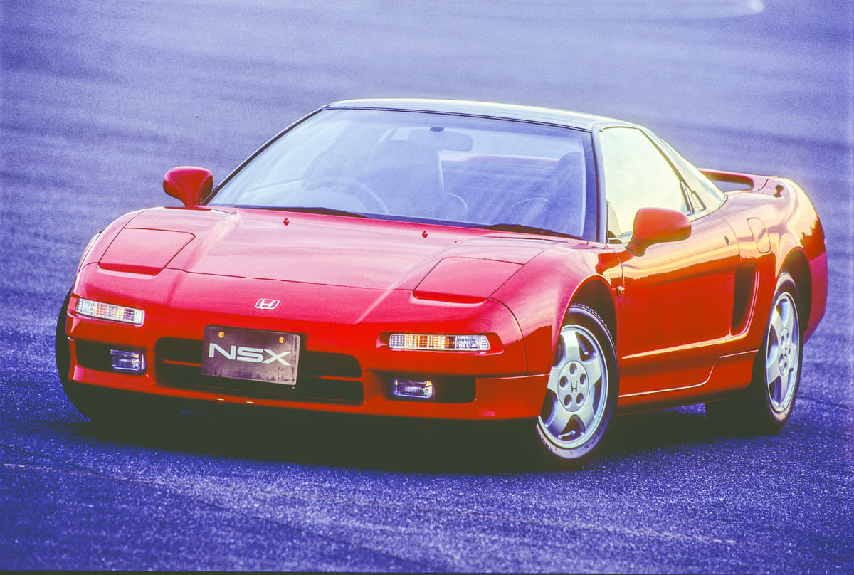1990年に登場したミッドシップスポーツカーのホンダNSX