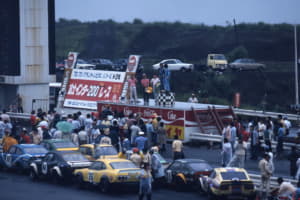 【画像】レースが「リアル実験場」だった時代！　激熱バトルが生んだ昭和の名車６台 〜 画像25