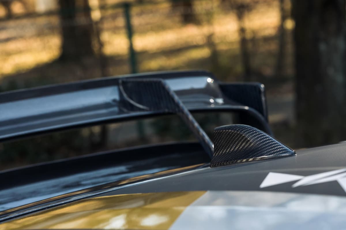 Grヤリスをレーシーに振る ２台の カスタム車 が魅せる熱い世界観 画像19 Auto Messe Web カスタム アウトドア 福祉車両 モータースポーツなどのカーライフ情報が満載