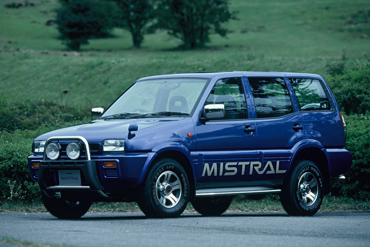 1994年から1998年まで販売されていた日産「ミストラル」