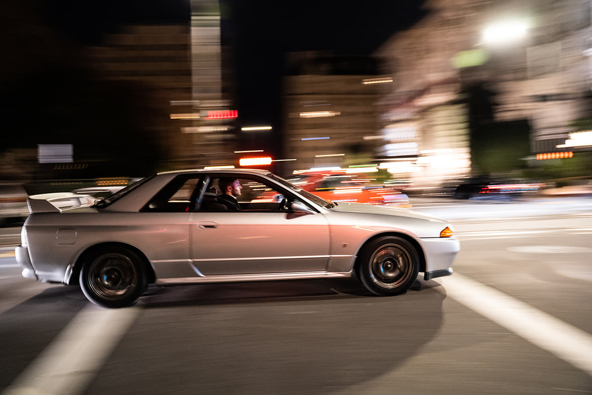 走り去る 丸テール 直6サウンド に一目惚れ ワンオーナーのr32 を手に入れたアメリカ人が語る Gt R 愛 Auto Messe Web カスタム アウトドア 福祉車両 モータースポーツなどのカーライフ情報が満載