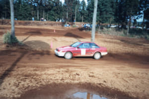 大人の泥んこ遊び がクルマ好きオヤジに大人気 ラリーと似て非なる ダートラ ってどんな競技 Auto Messe Web カスタム アウトドア 福祉車両 モータースポーツなどのカーライフ情報が満載