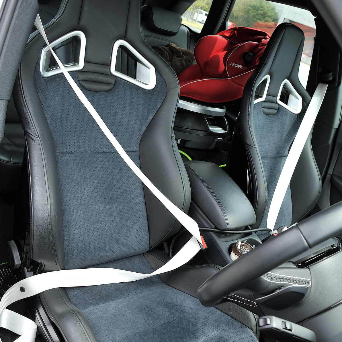 安全なドライブに重要なシートベルト着用に３点式や４点式がある理由 〜 画像5