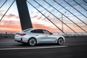 【画像】新型EV「iシリーズ」を続々市場投入！　BMWが電動化に邁進する「真の狙い」とは？ 〜 画像8