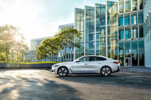 【画像】新型EV「iシリーズ」を続々市場投入！　BMWが電動化に邁進する「真の狙い」とは？ 〜 画像14