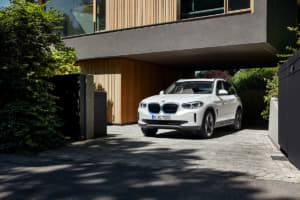 【画像】新型EV「iシリーズ」を続々市場投入！　BMWが電動化に邁進する「真の狙い」とは？ 〜 画像503