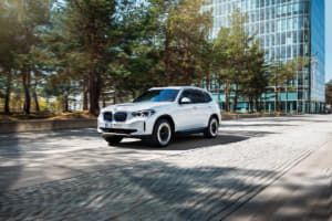 【画像】新型EV「iシリーズ」を続々市場投入！　BMWが電動化に邁進する「真の狙い」とは？ 〜 画像521