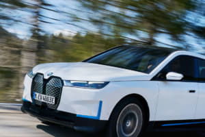 【画像】新型EV「iシリーズ」を続々市場投入！　BMWが電動化に邁進する「真の狙い」とは？ 〜 画像154