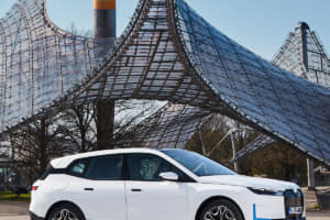 【画像】新型EV「iシリーズ」を続々市場投入！　BMWが電動化に邁進する「真の狙い」とは？ 〜 画像164