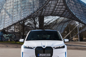 【画像】新型EV「iシリーズ」を続々市場投入！　BMWが電動化に邁進する「真の狙い」とは？ 〜 画像167