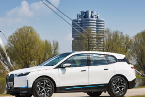 【画像】新型EV「iシリーズ」を続々市場投入！　BMWが電動化に邁進する「真の狙い」とは？ 〜 画像176