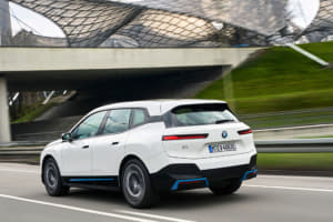 【画像】新型EV「iシリーズ」を続々市場投入！　BMWが電動化に邁進する「真の狙い」とは？ 〜 画像190