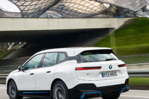 【画像】新型EV「iシリーズ」を続々市場投入！　BMWが電動化に邁進する「真の狙い」とは？ 〜 画像192