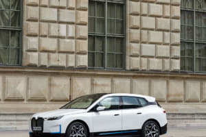 【画像】新型EV「iシリーズ」を続々市場投入！　BMWが電動化に邁進する「真の狙い」とは？ 〜 画像240