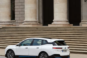 【画像】新型EV「iシリーズ」を続々市場投入！　BMWが電動化に邁進する「真の狙い」とは？ 〜 画像245
