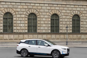 【画像】新型EV「iシリーズ」を続々市場投入！　BMWが電動化に邁進する「真の狙い」とは？ 〜 画像248
