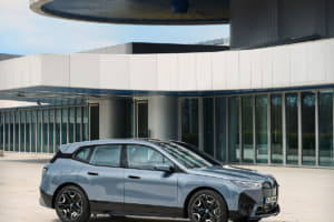 【画像】新型EV「iシリーズ」を続々市場投入！　BMWが電動化に邁進する「真の狙い」とは？ 〜 画像285