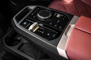 【画像】新型EV「iシリーズ」を続々市場投入！　BMWが電動化に邁進する「真の狙い」とは？ 〜 画像356