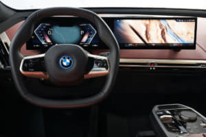 【画像】新型EV「iシリーズ」を続々市場投入！　BMWが電動化に邁進する「真の狙い」とは？ 〜 画像458